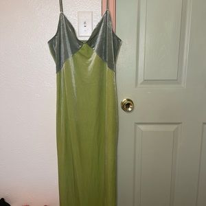 SHEIN BODYCON GREEN SUEDE DRESS